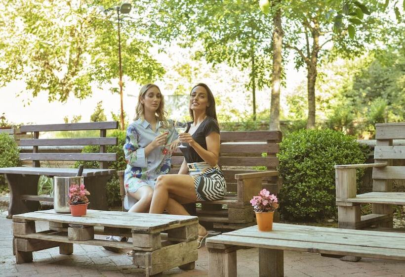 בית מלון כפרי Agriturismo La Sfruscià