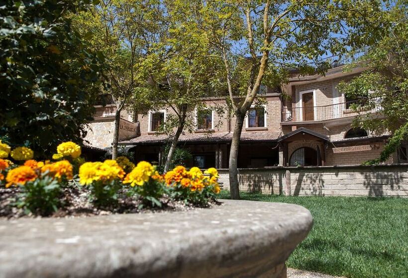 בית מלון כפרי Agriturismo La Sfruscià