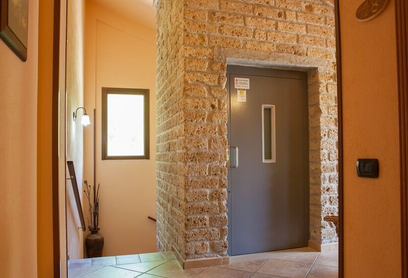 בית מלון כפרי Agriturismo La Sfruscià