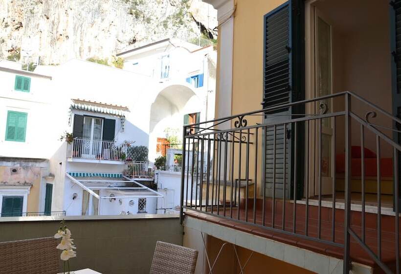 פנסיון La Piazzetta