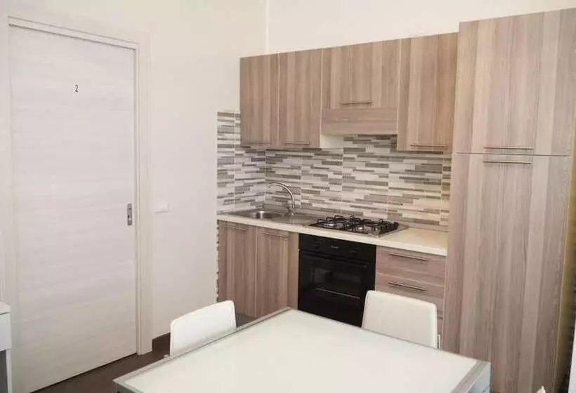 Aamiaismajoitus (B&B) La Perla Del Sole