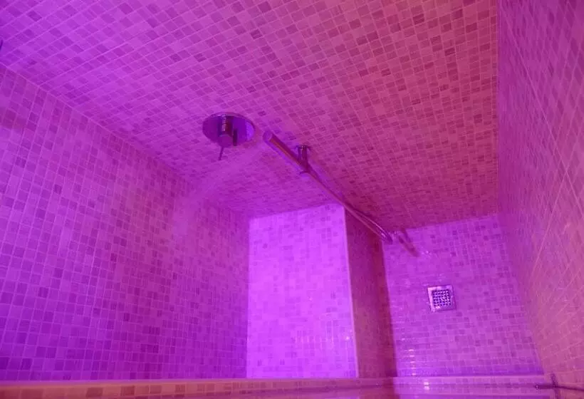 تختخواب و صبحانه Magdahause