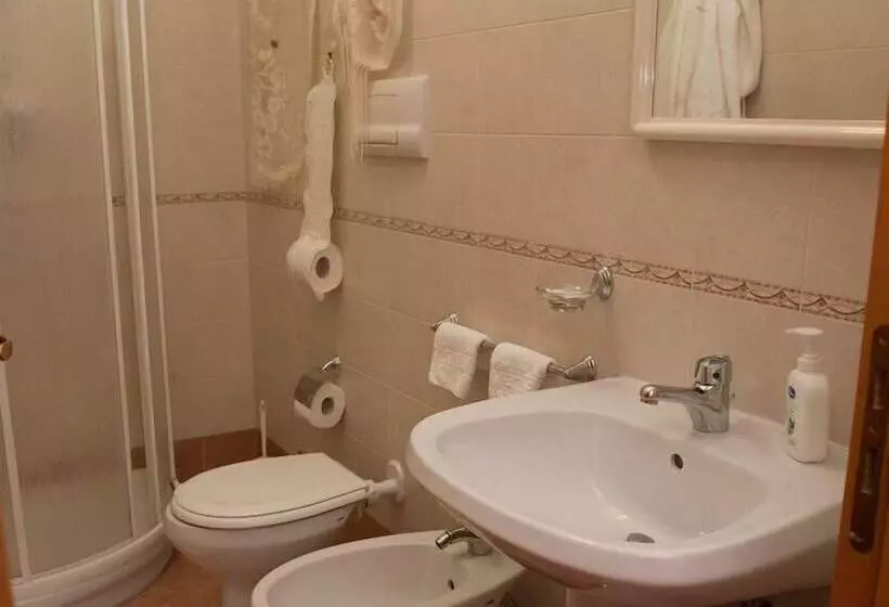 Aamiaismajoitus (B&B) Nel Giardino Dei Limoni