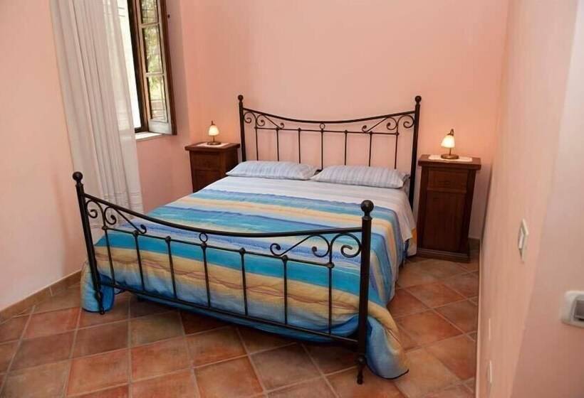 Bed and Breakfast Nel Giardino Dei Limoni
