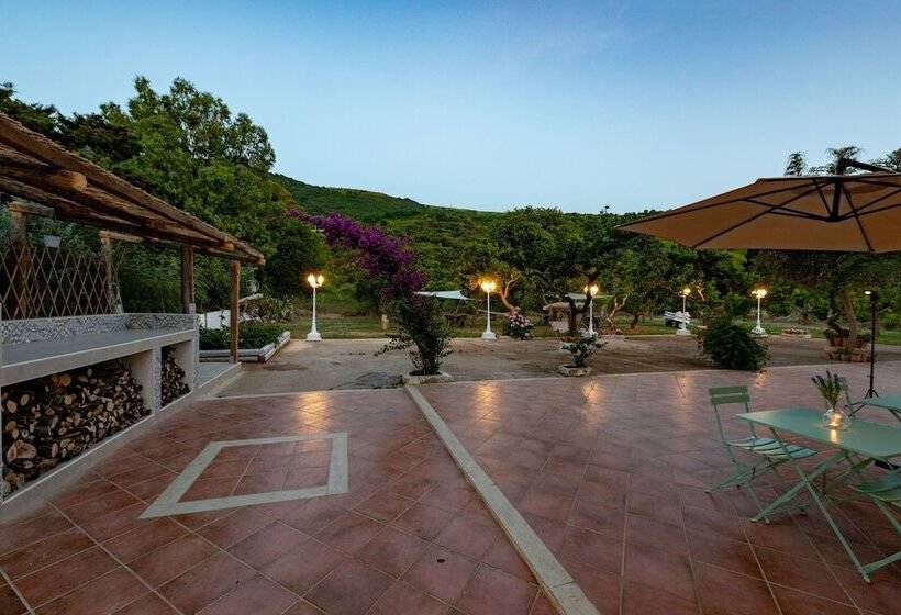 تختخواب و صبحانه Villa Primaluce