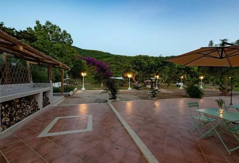 Aamiaismajoitus (B&B) Villa Primaluce