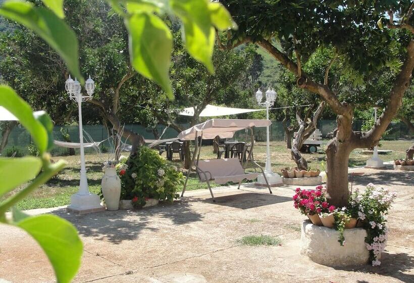 تختخواب و صبحانه Villa Primaluce