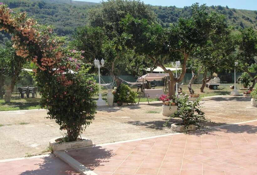 تختخواب و صبحانه Villa Primaluce