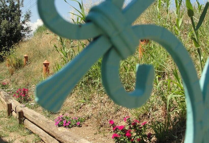 تختخواب و صبحانه Villa Primaluce