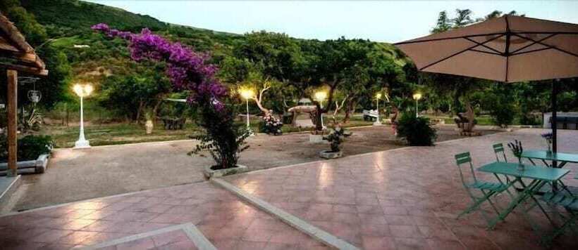 تختخواب و صبحانه Villa Primaluce