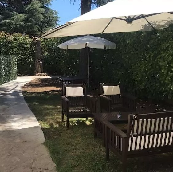 تختخواب و صبحانه Villa Susanna