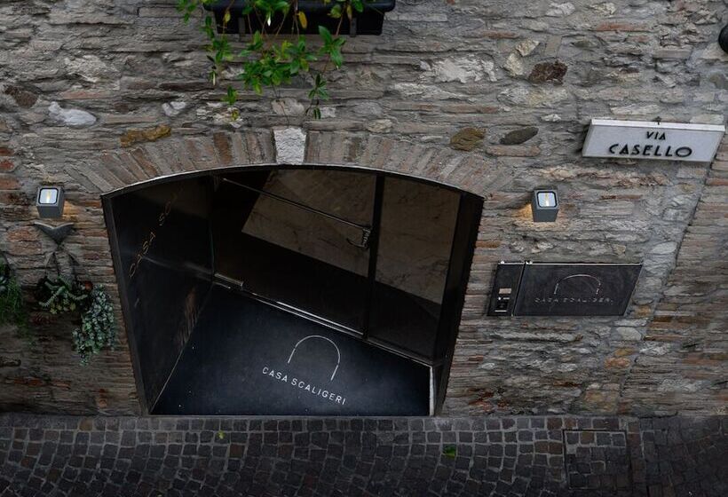 فندق فئة نجمة واحدة Casa Scaligeri