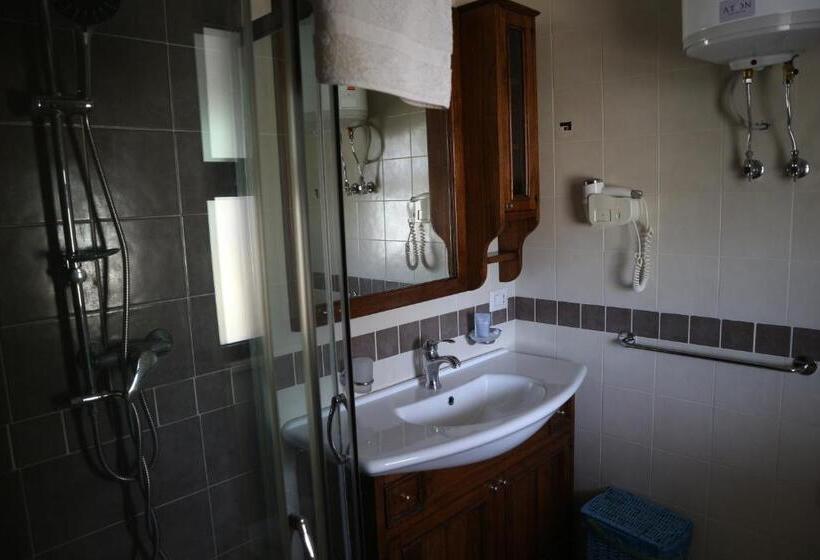 Hostal Torquemada Beach Club