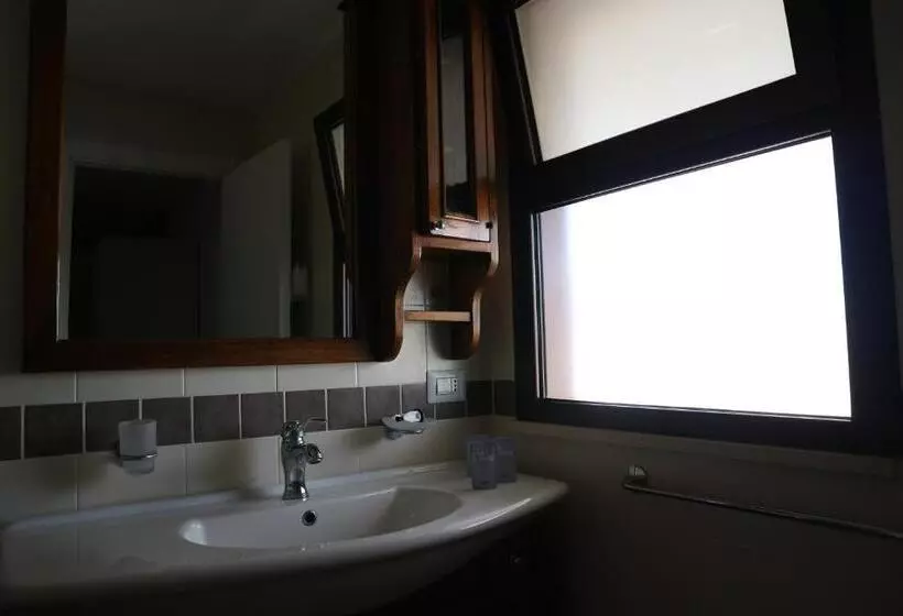 Hostelli Torquemada Beach Club