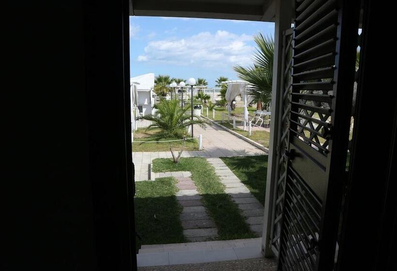 Hostal Torquemada Beach Club