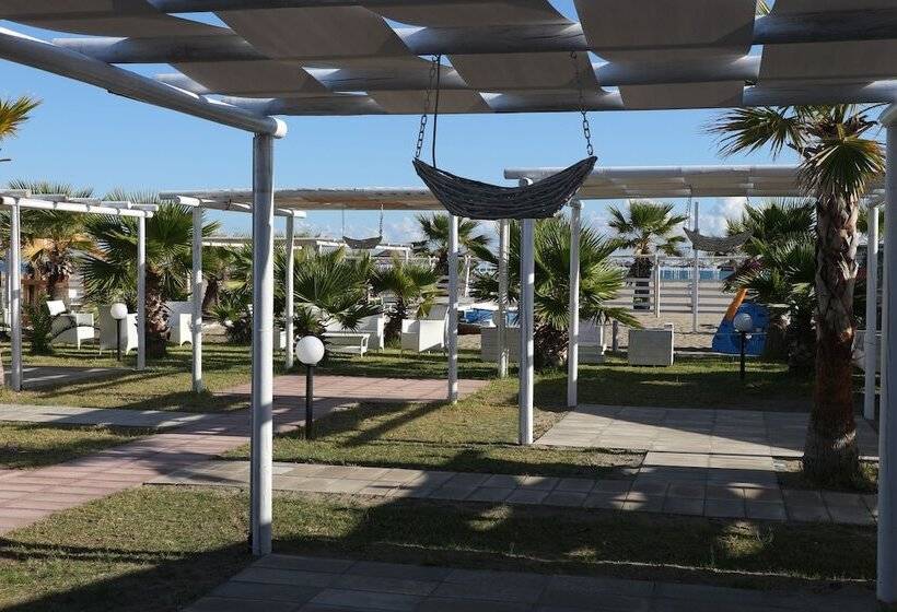 Hostal Torquemada Beach Club