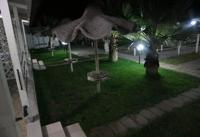 Hostelli Torquemada Beach Club