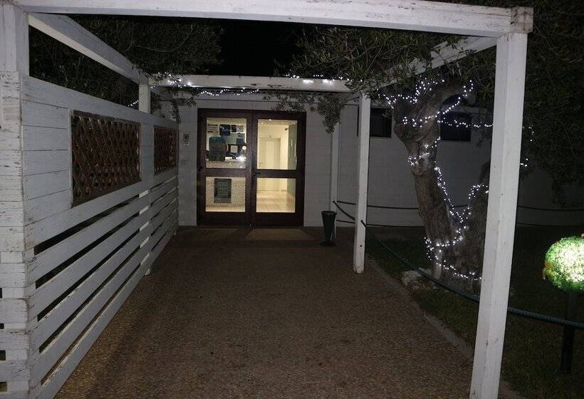 Hostal Torquemada Beach Club