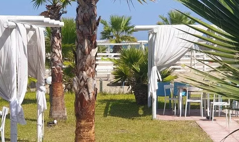 Hostelli Torquemada Beach Club