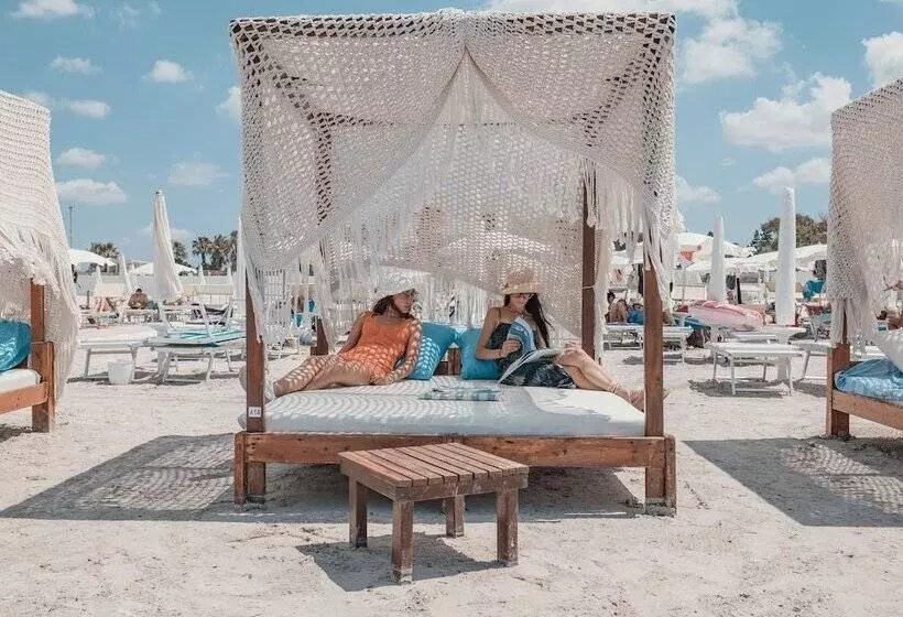 Hotelli Club Poseidone Beach Resort