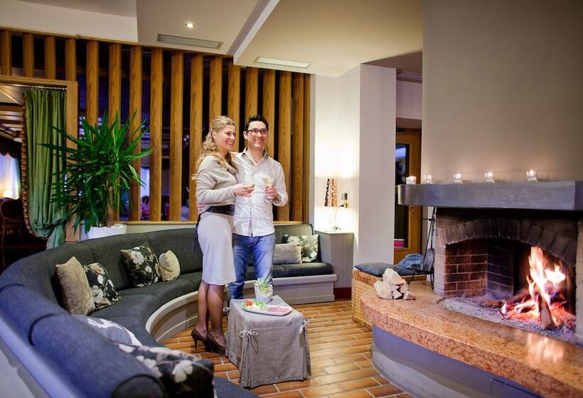 酒店 Comano Cattoni Holiday