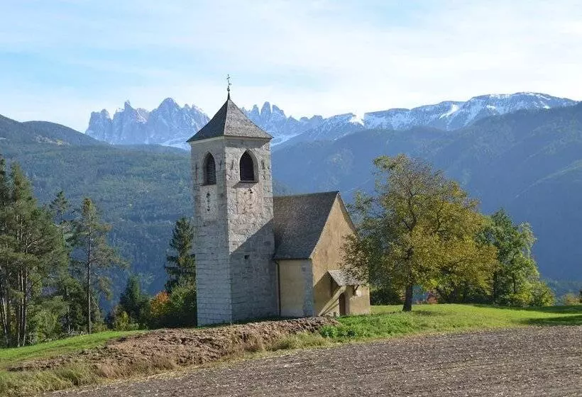 Maaseutuhotelli Agriturismo Gfaderhof Ferienwohnungen
