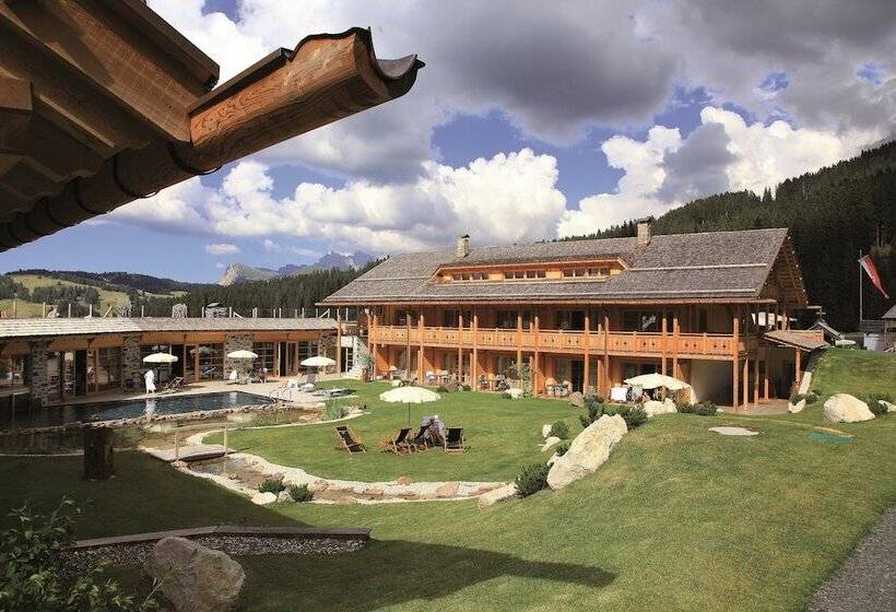 Dolomites Living Hotel Tirler