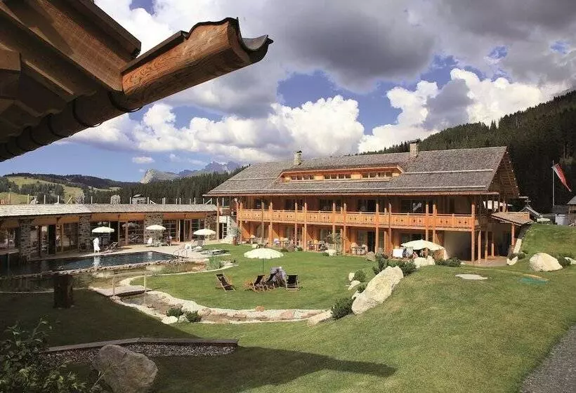 Dolomites Living Hotel Tirler