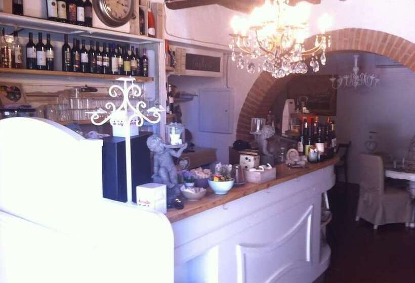 ベッドアンドブレックファースト Alcavour21