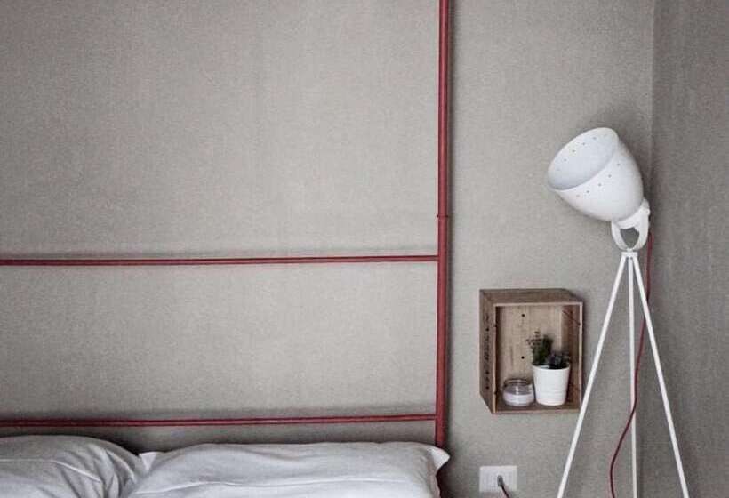 ベッドアンドブレックファースト Alcavour21