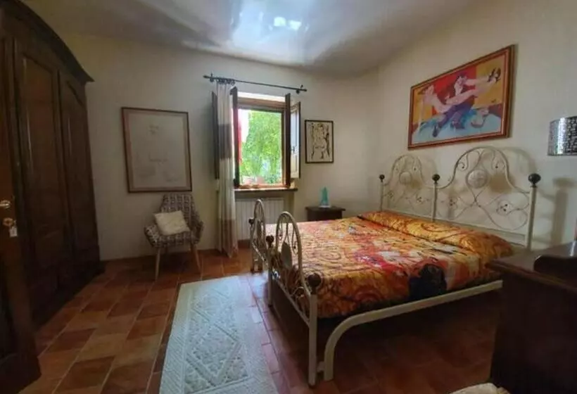 Agrifoglio B&b Con Giardino