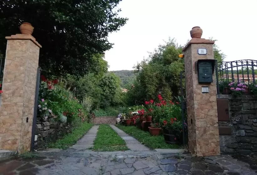 Agrifoglio B&b Con Giardino