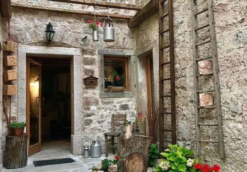 Aamiaismajoitus (B&B) La Voce Del Tempo