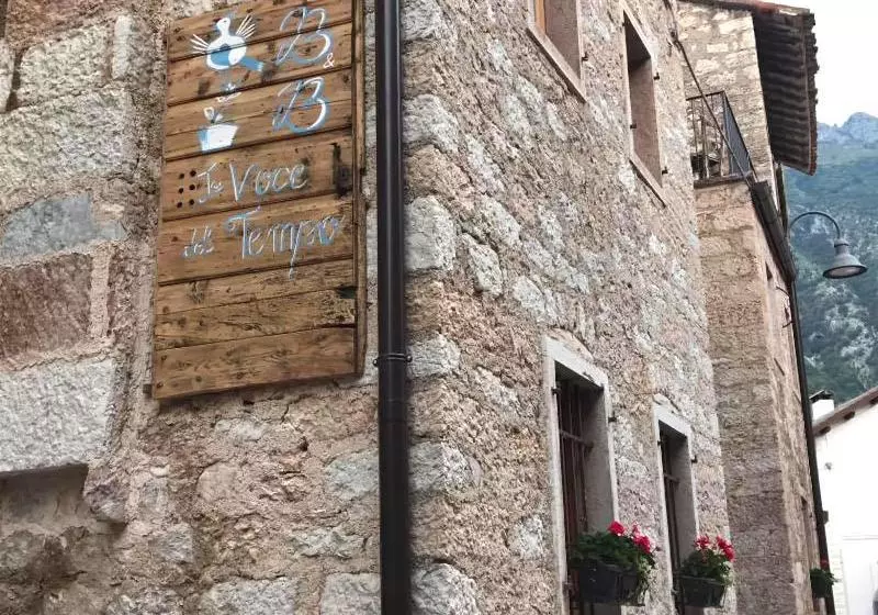 Aamiaismajoitus (B&B) La Voce Del Tempo