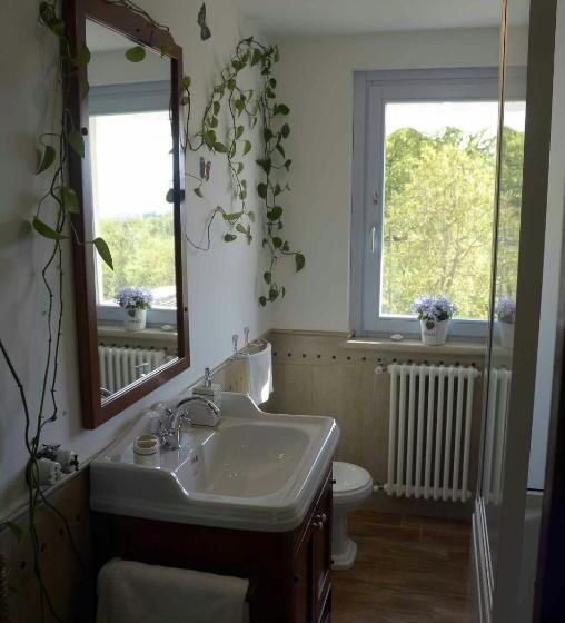 تختخواب و صبحانه Rifugio Nel Bosco