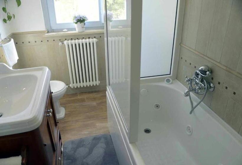 تختخواب و صبحانه Rifugio Nel Bosco