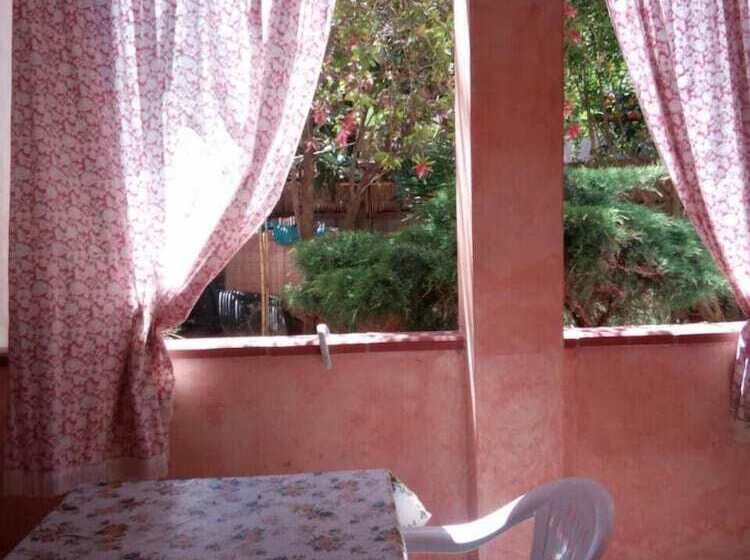 Bed and Breakfast Sa Domu Sarda Case Vacanze