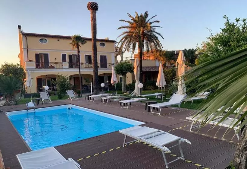 Aamiaismajoitus (B&B) Villa Lucia