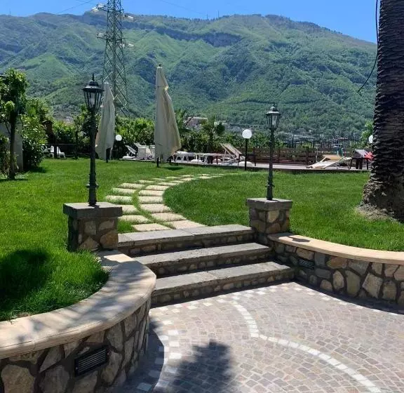 Aamiaismajoitus (B&B) Villa Lucia