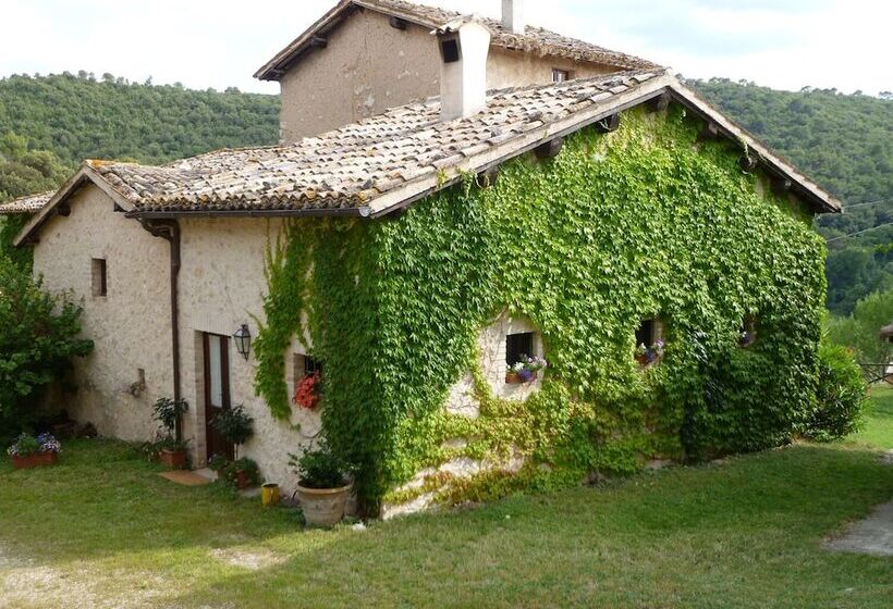 Lantligt Hotell Della Genga