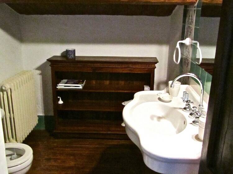 Lantligt Hotell Della Genga