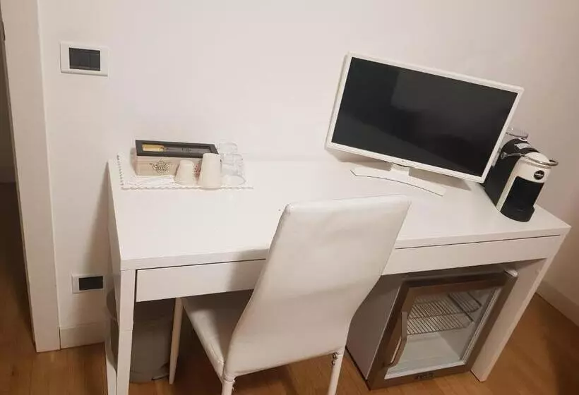 پانسیون Residenza Villa Cristalli