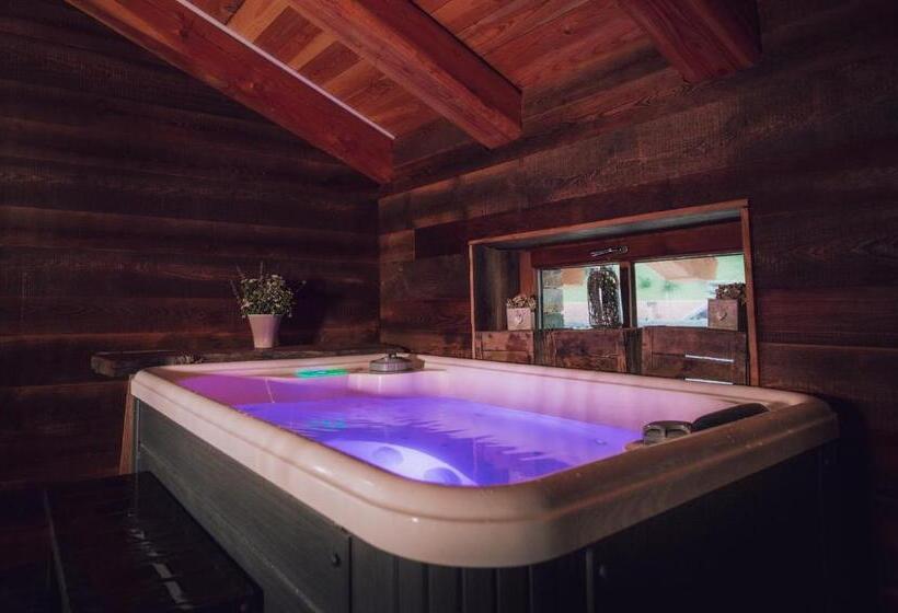 B&b Ca  Mea Room, Wellness & Food