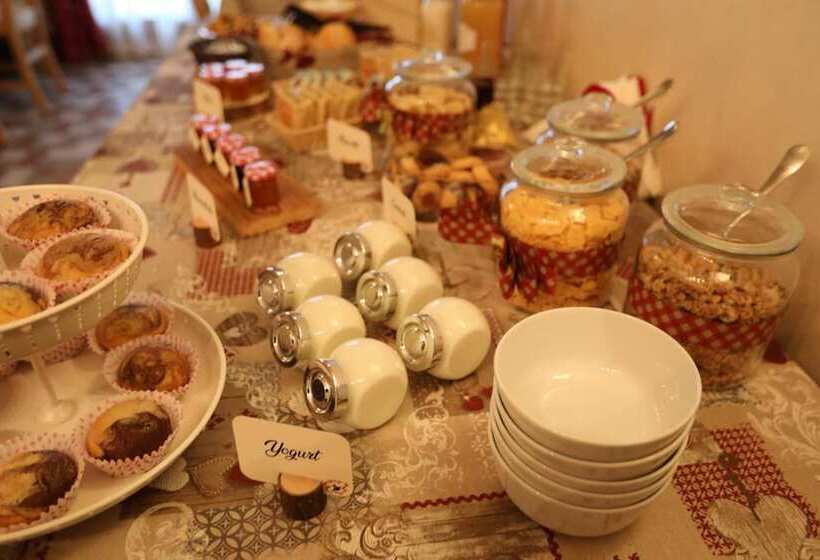 تختخواب و صبحانه Al Papavero