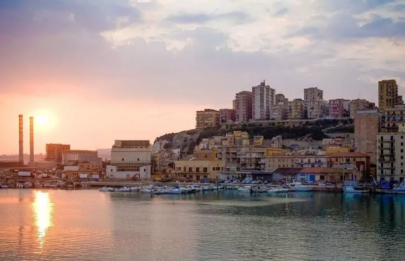 Aamiaismajoitus (B&B) Bb Sicily