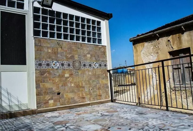 Aamiaismajoitus (B&B) Bb Sicily