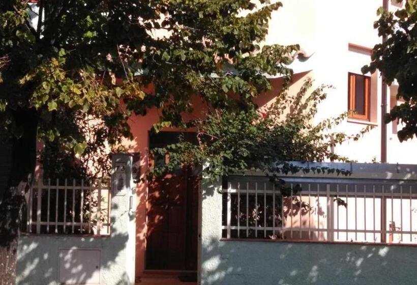 مبيت وإفطار L Abete