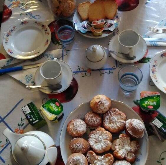 مبيت وإفطار L Abete