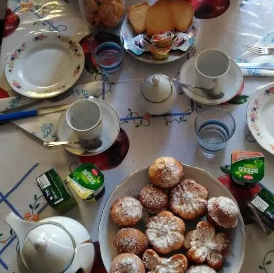 تختخواب و صبحانه L Abete