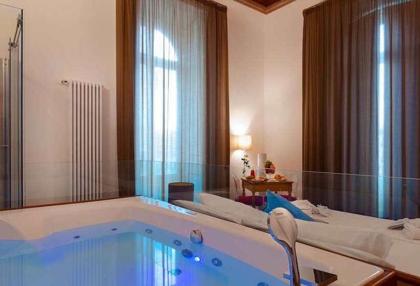 تختخواب و صبحانه Naca Suite